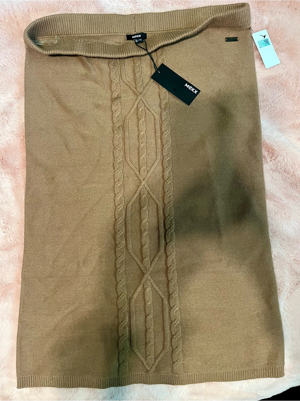 Mexx Cable-Knit Midi Skirt in Warm Brown